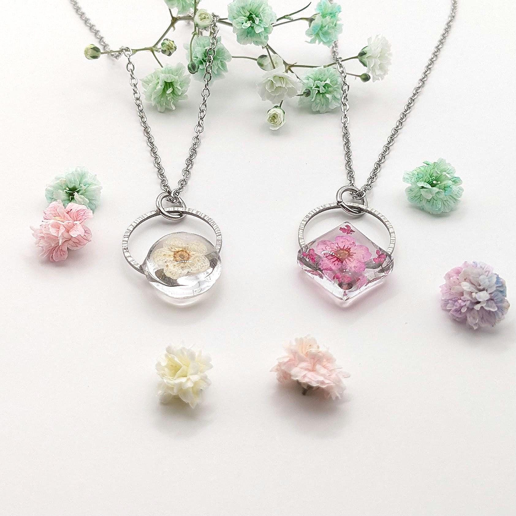Blossom necklace