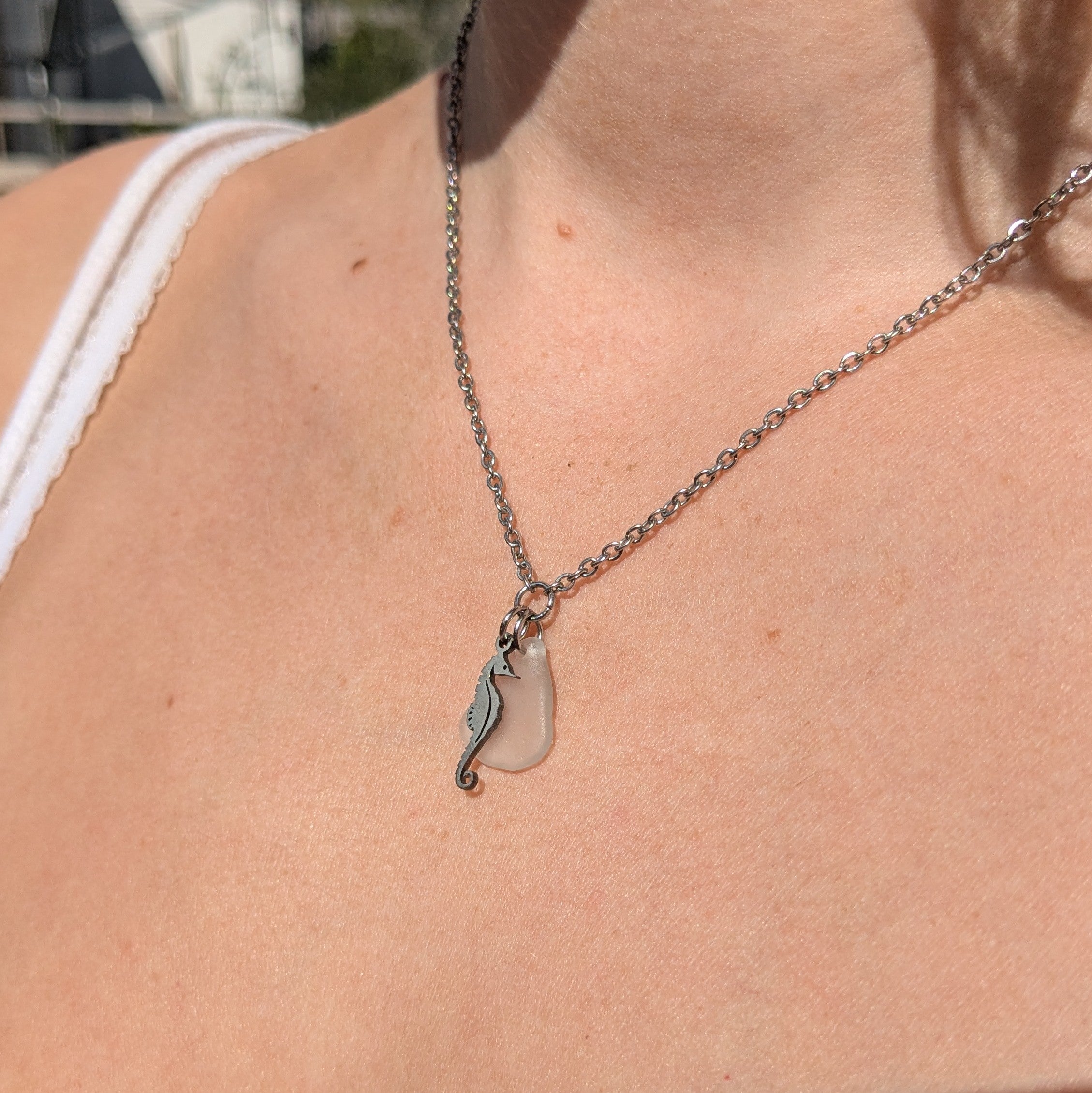 Seahorse kisses necklace (silver)