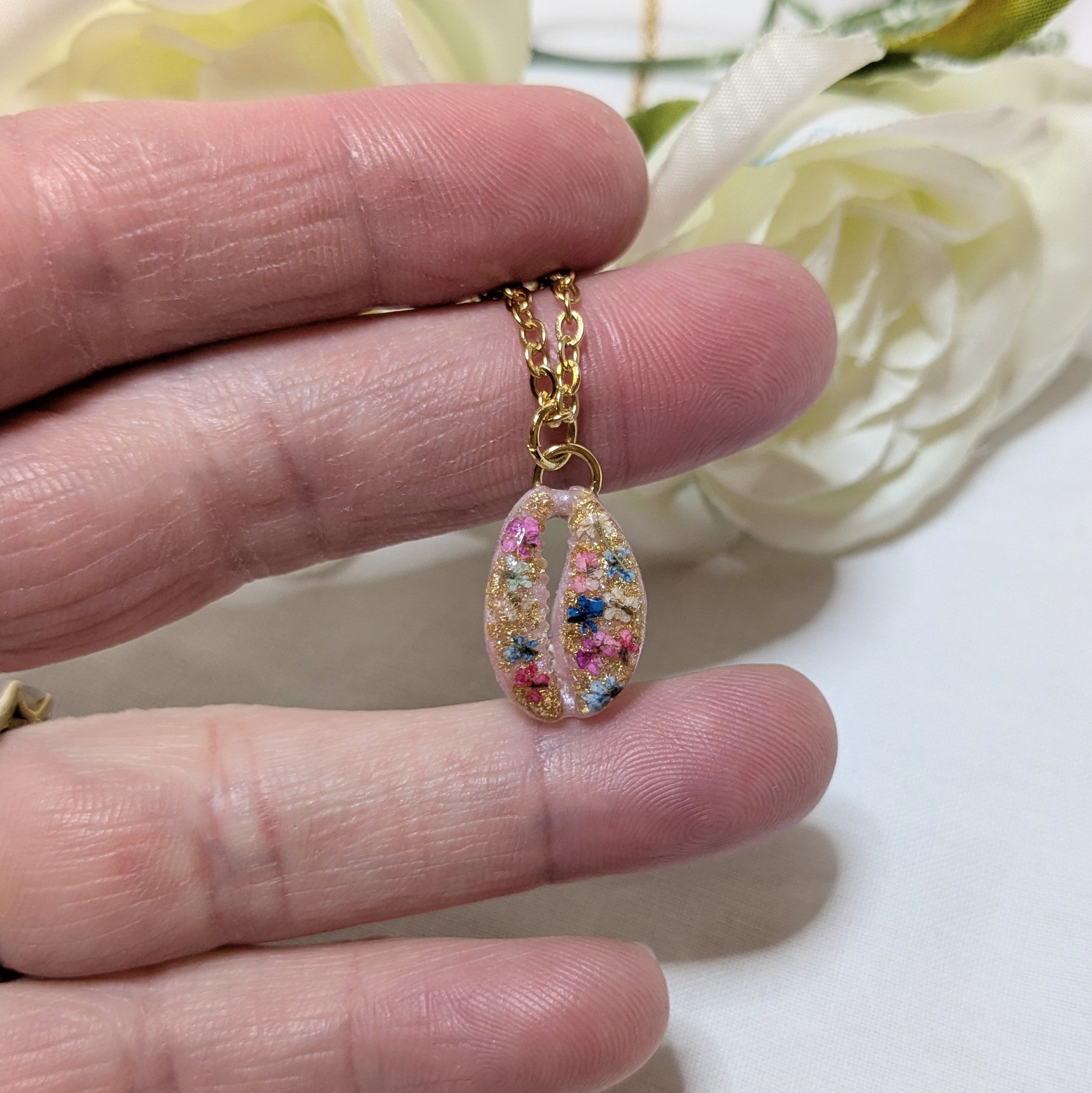 Cowrie shell flower necklace