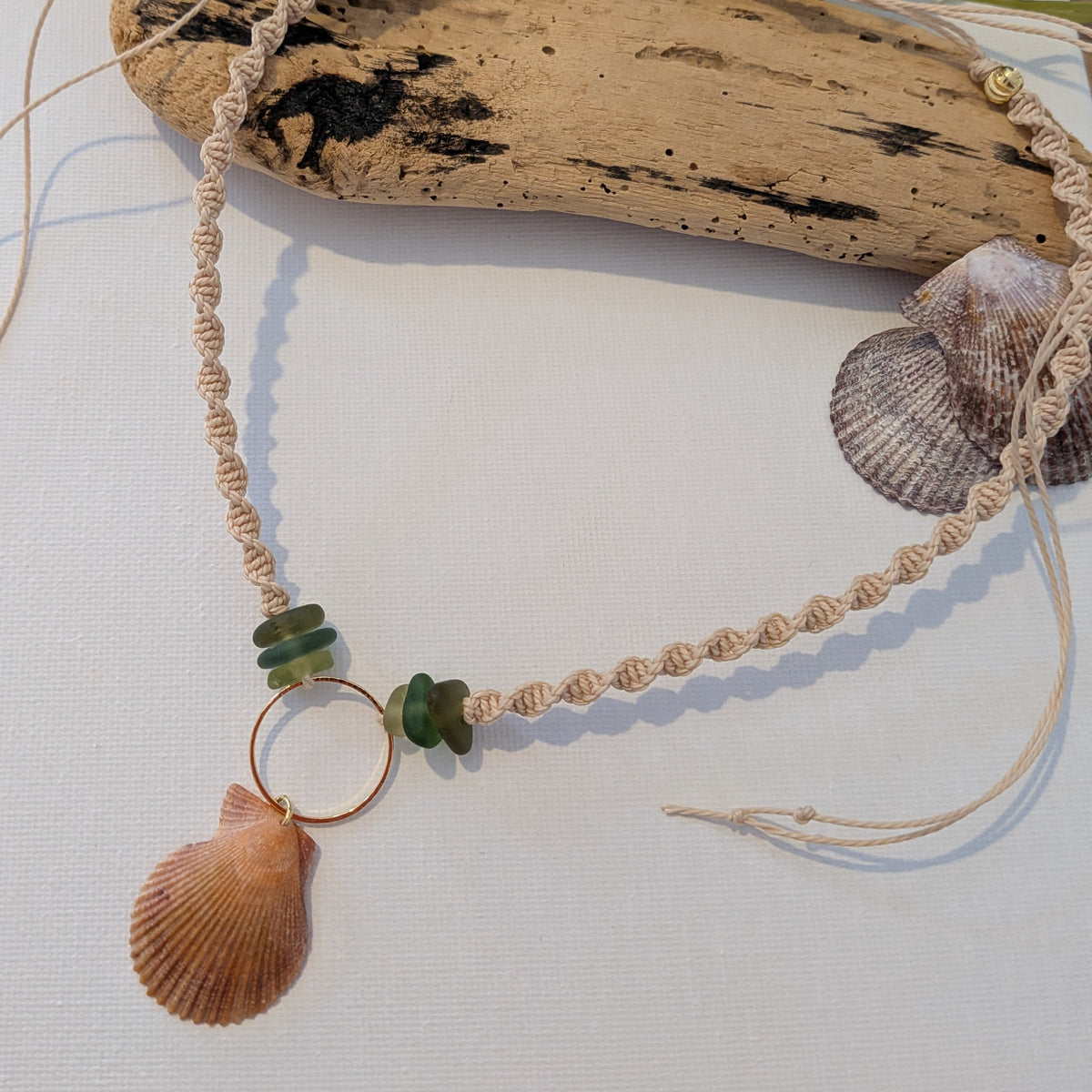 Salty knot necklace