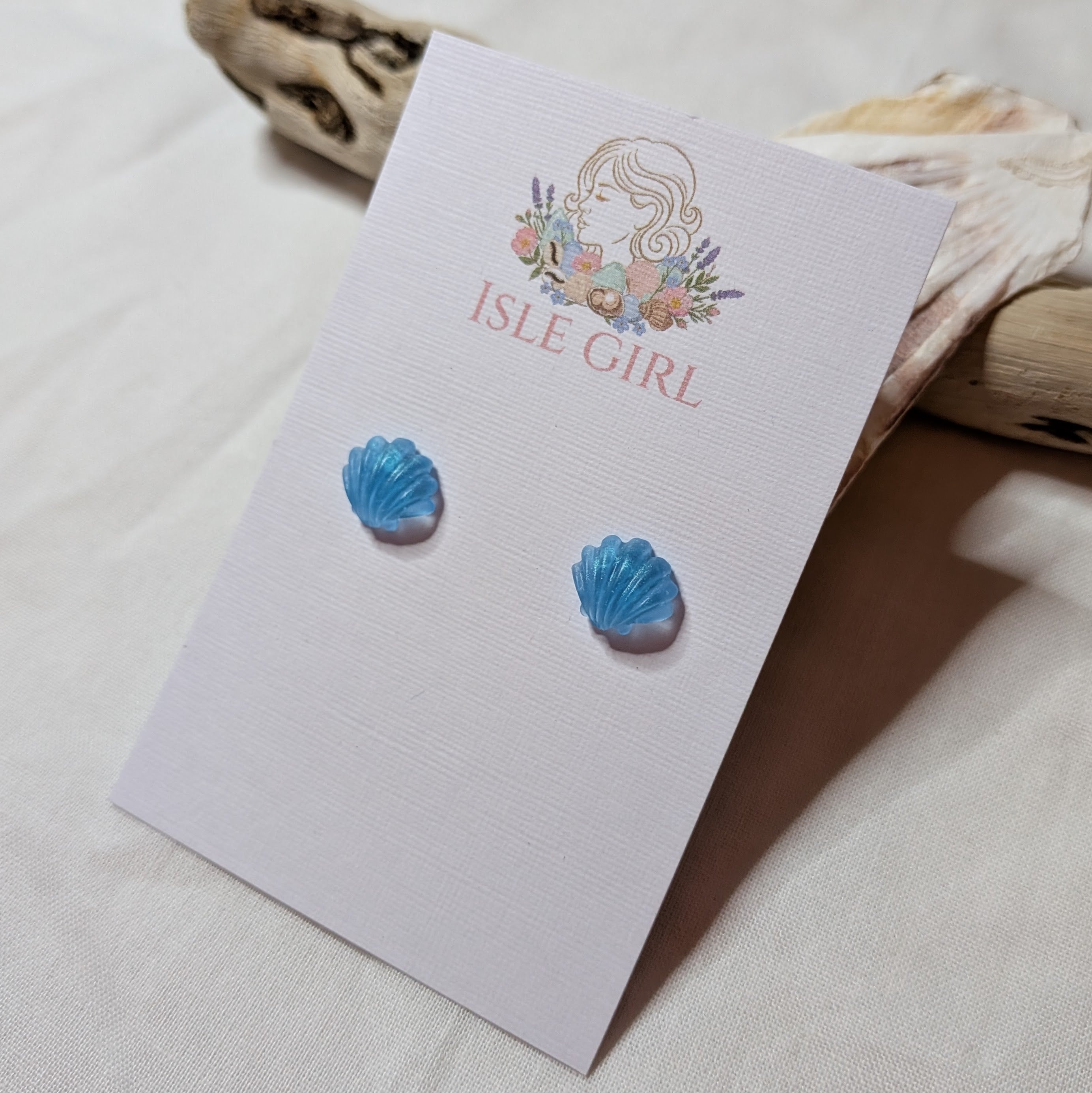 Resin shell earring