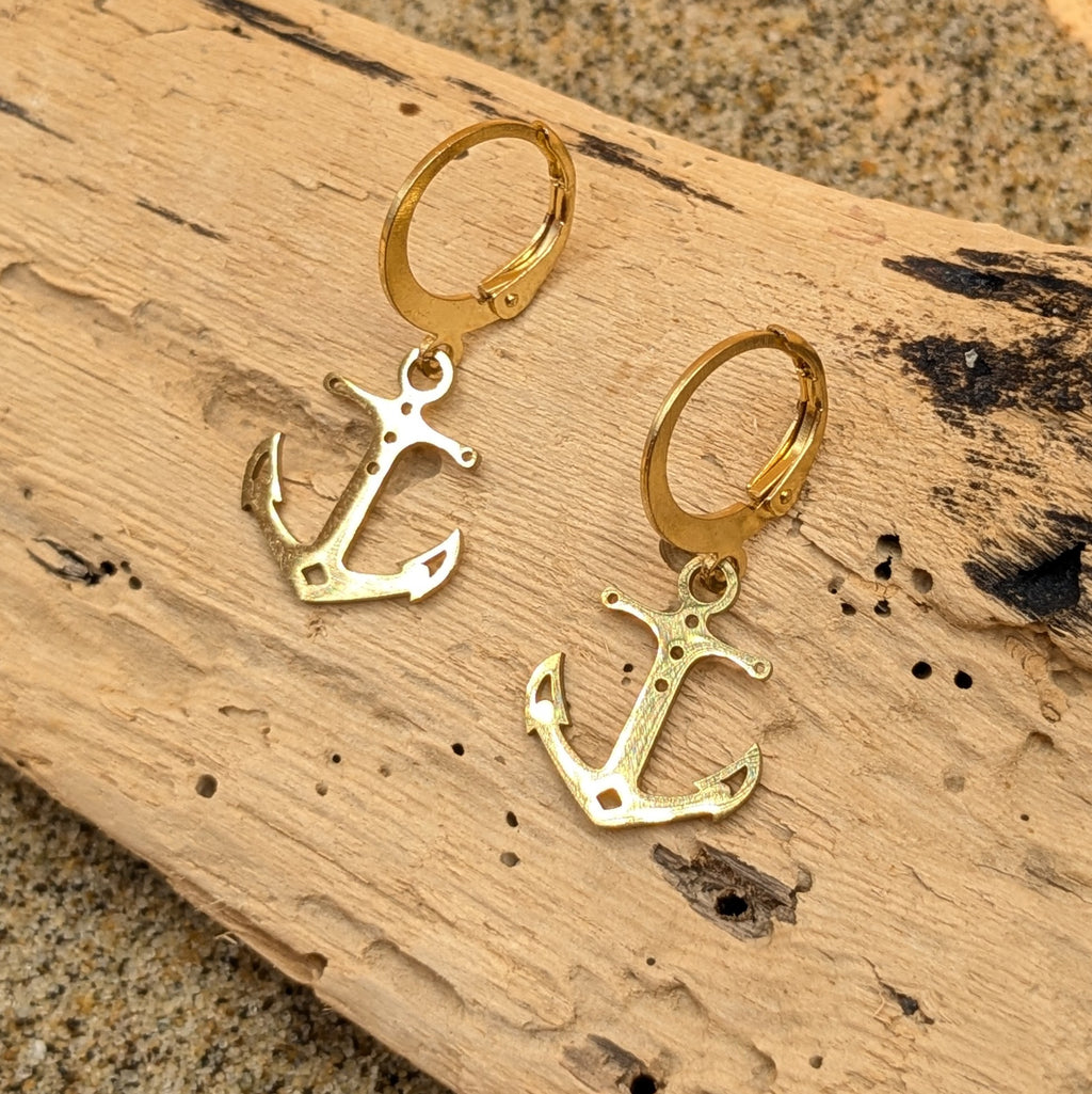 Anchors away Huggie earrings (Gold)