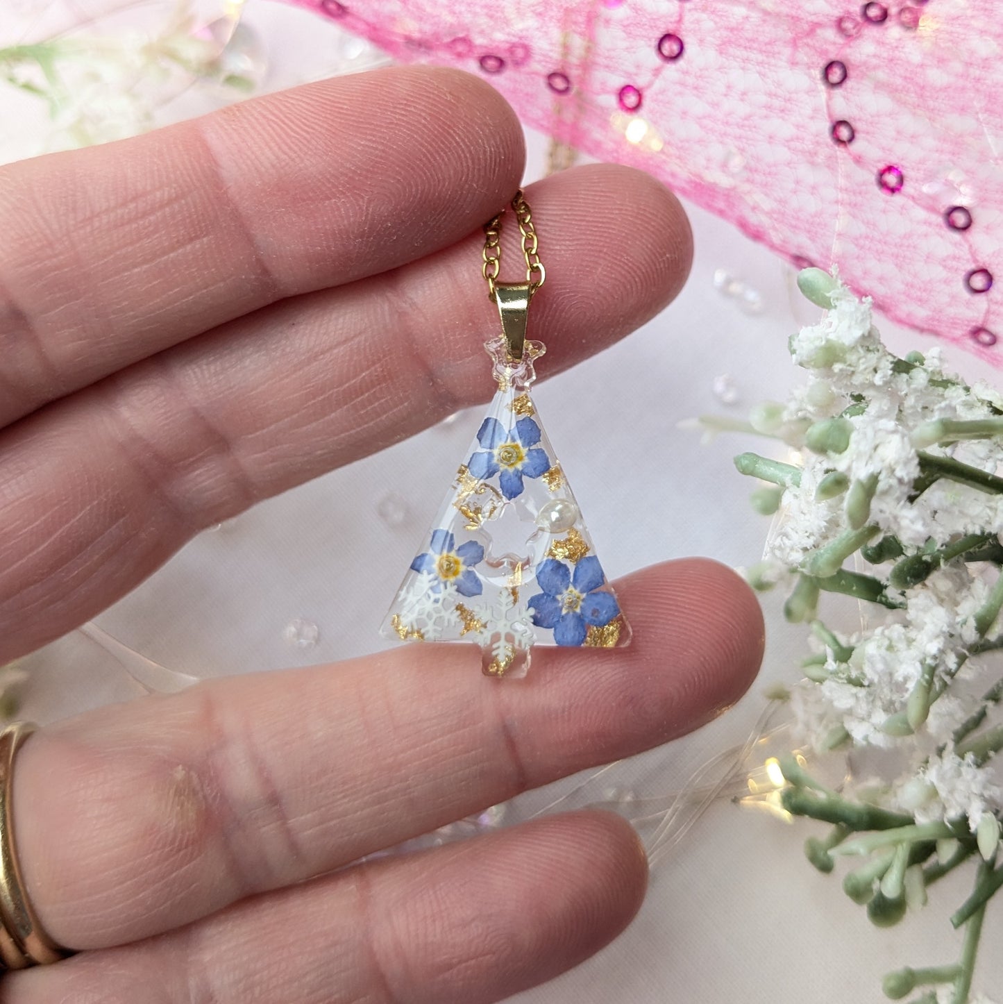 Forget me not Christmas tree necklace (gold)