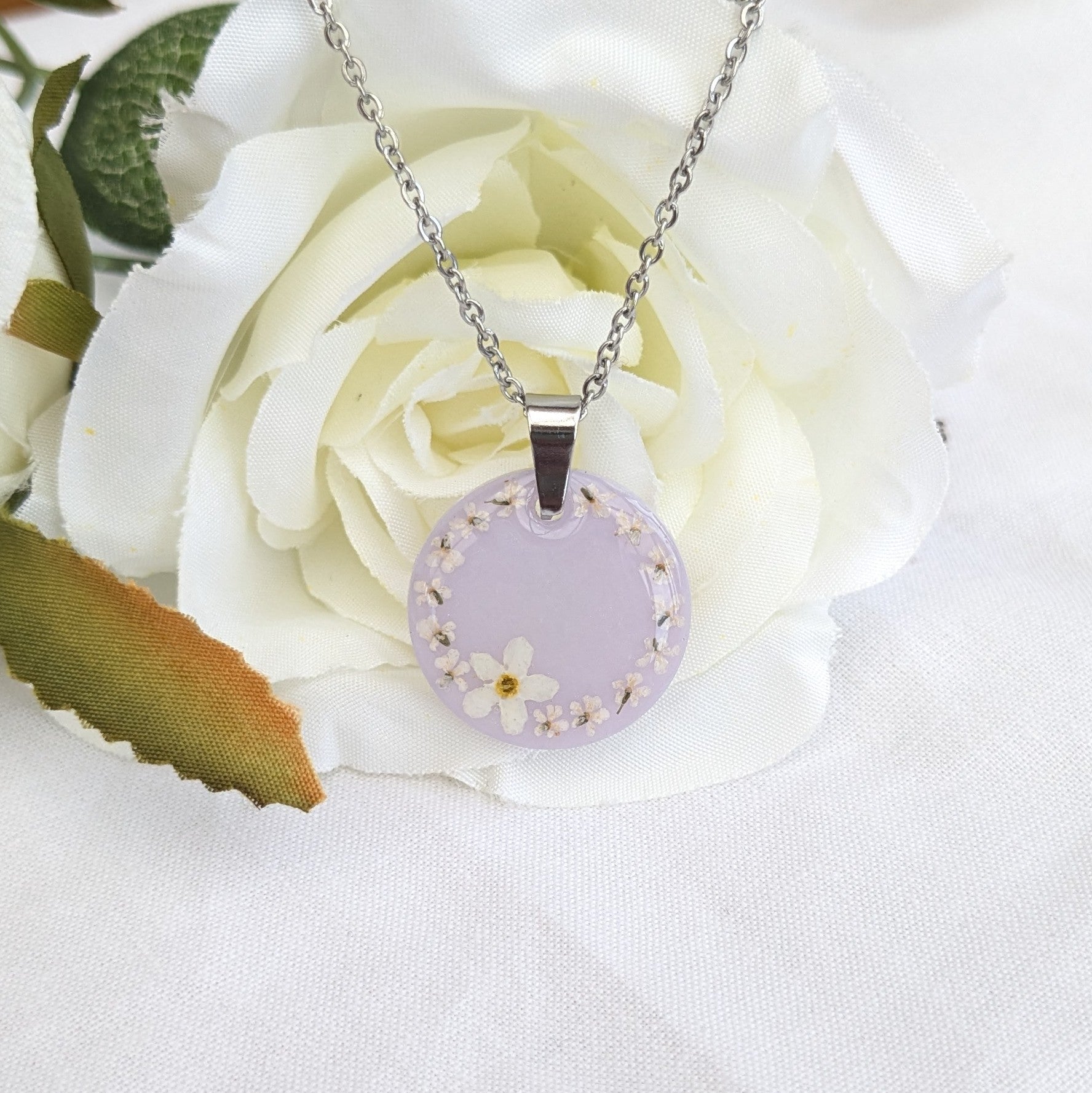 White forget me not necklace
