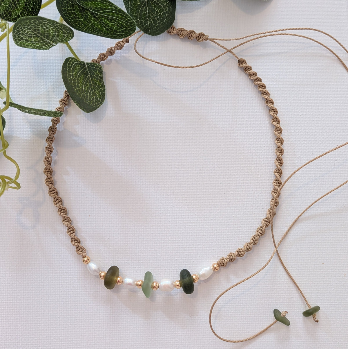 Low tide treasure necklace