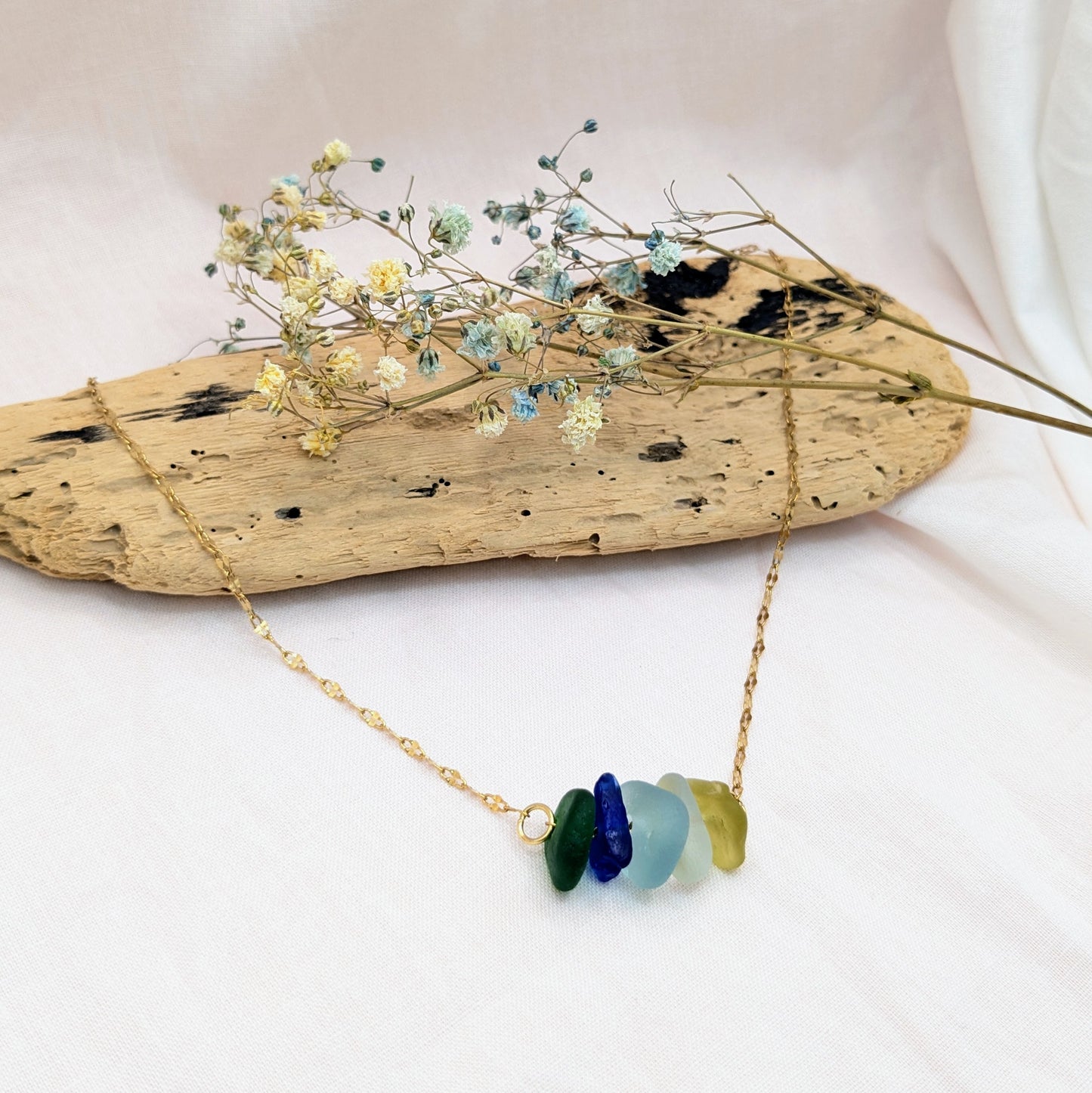 Multicoloured sideways stack necklace (gold)