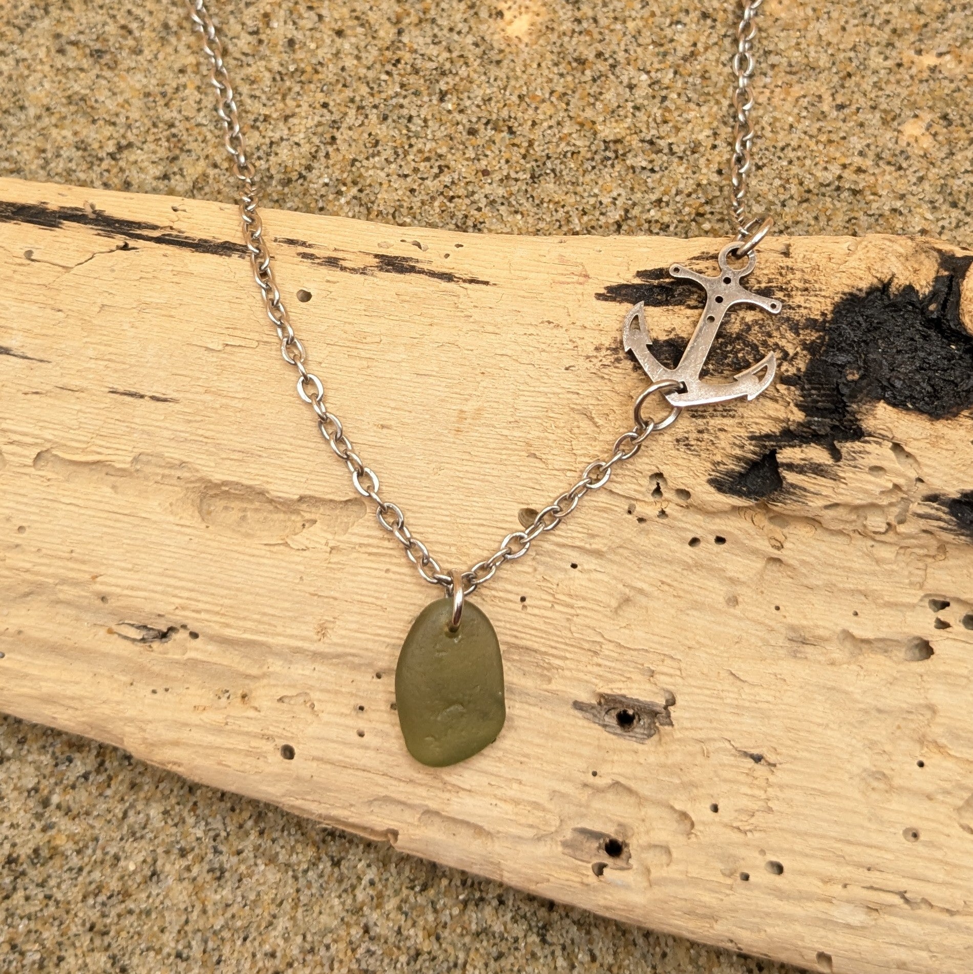 Anchors away necklace (Silver)