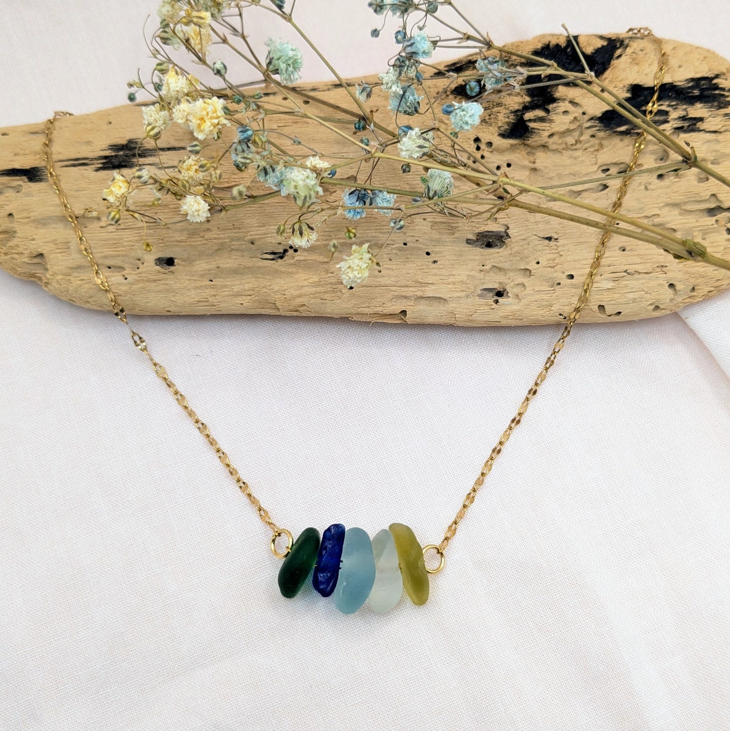 Multicoloured sideways stack necklace (gold)