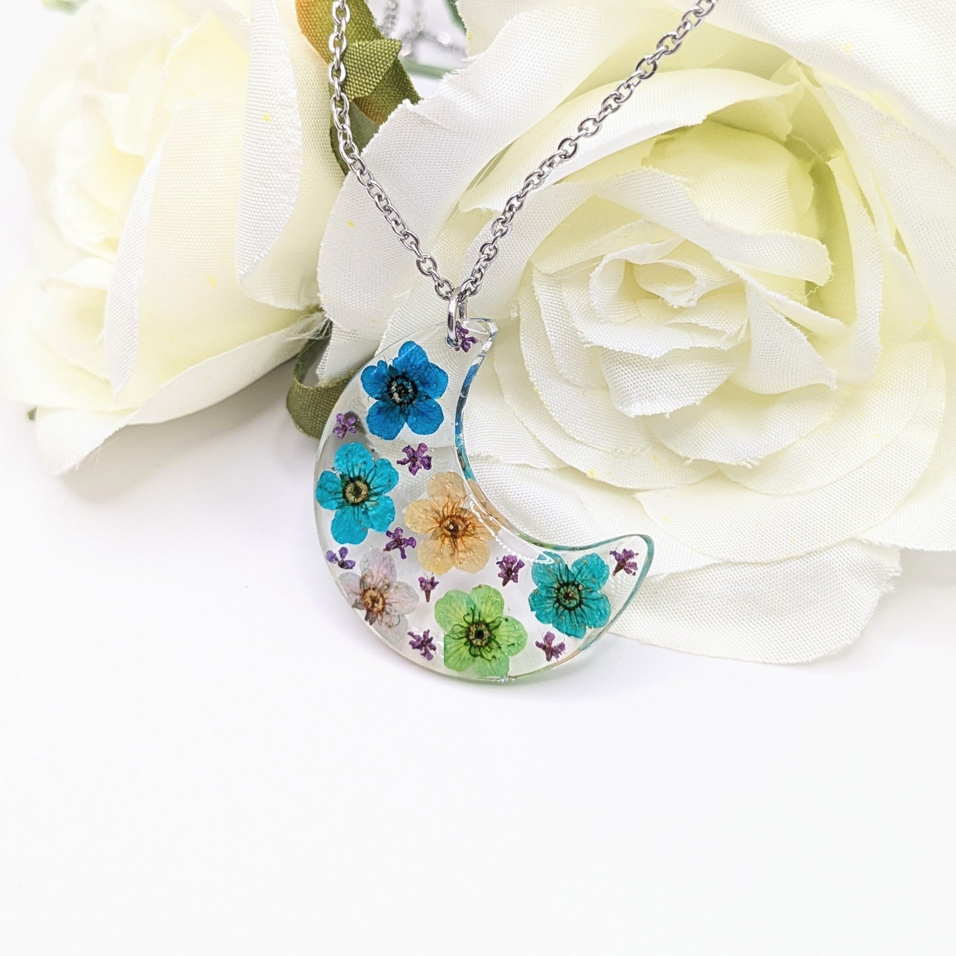Moon in bloom necklace