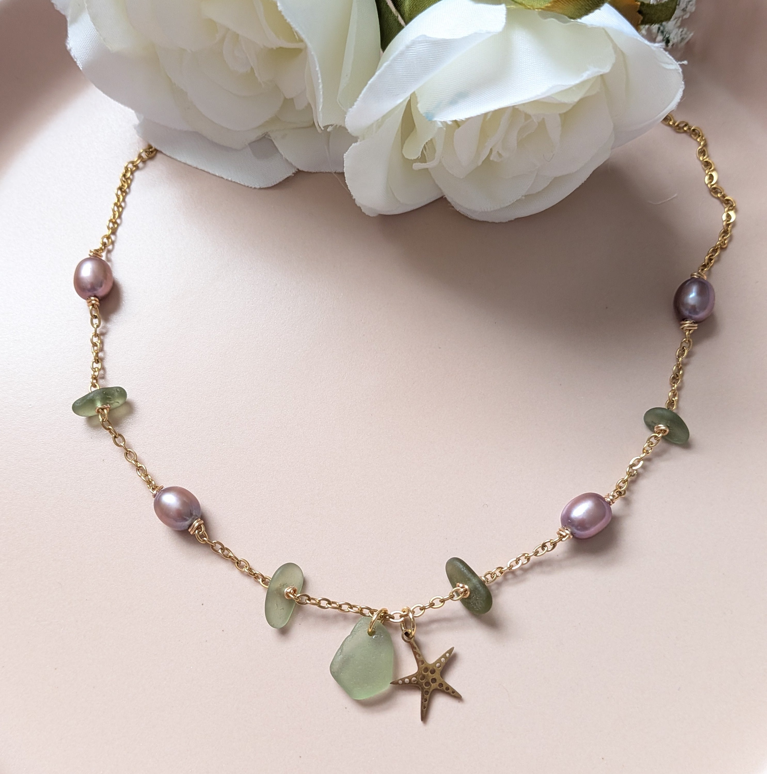 Mermaids treasure necklace