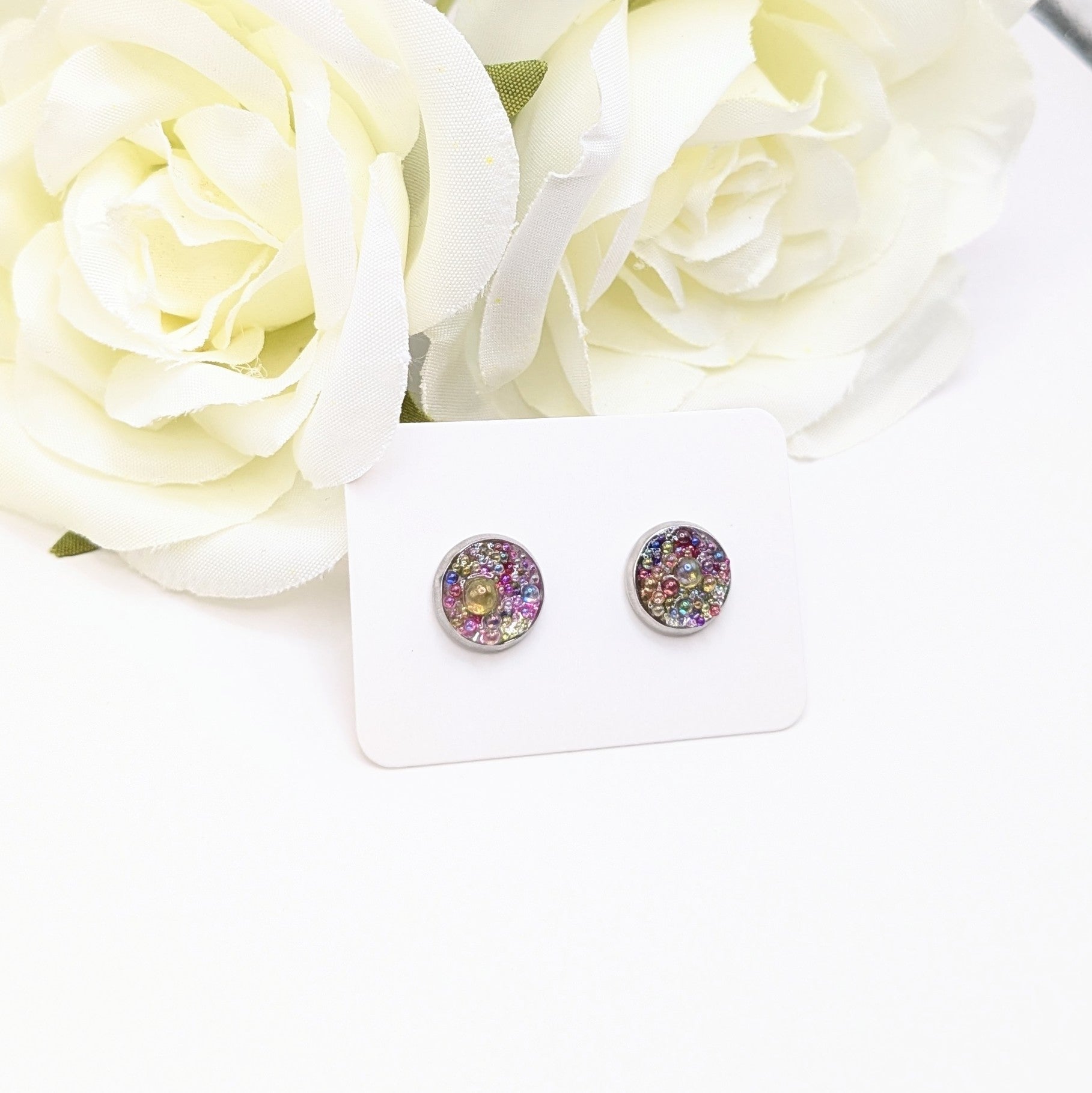 Bubble stud earrings