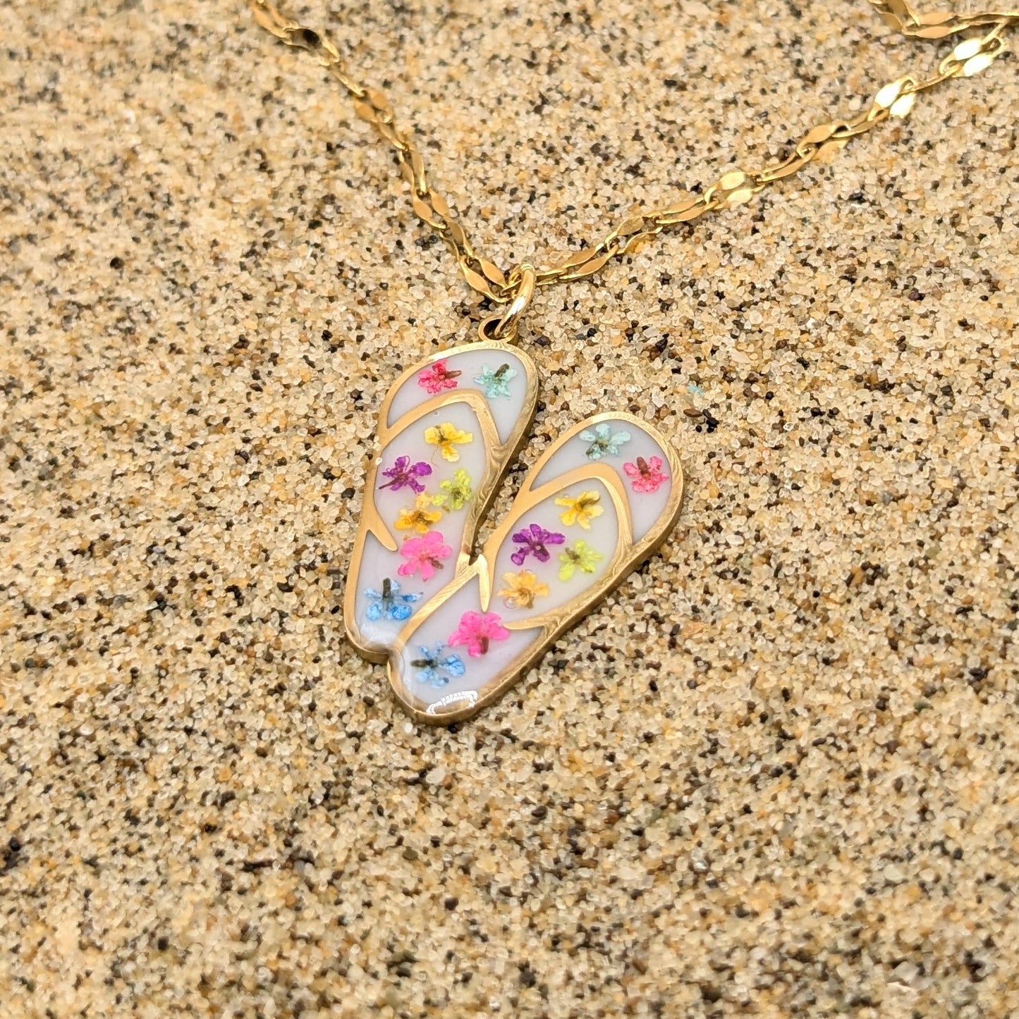 Flower power flip flops necklace