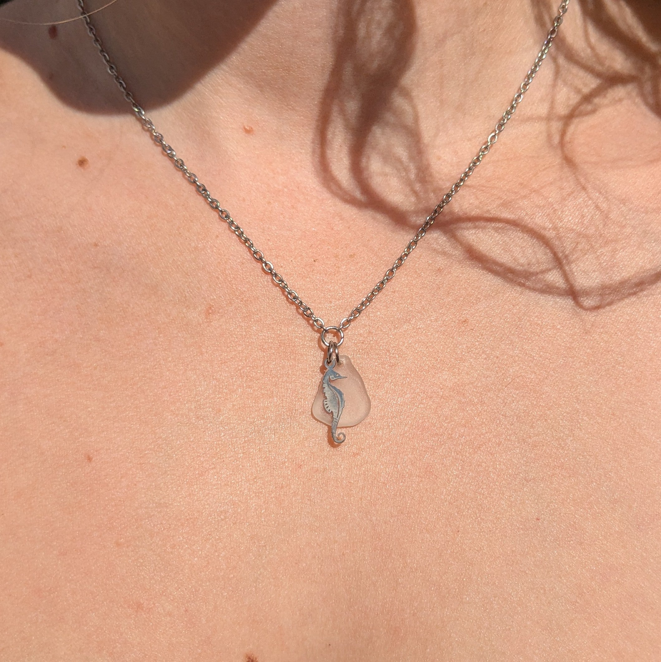 Seahorse kisses necklace (silver)