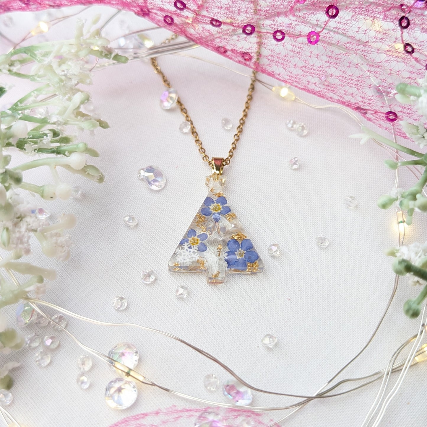 Forget me not Christmas tree necklace (gold)