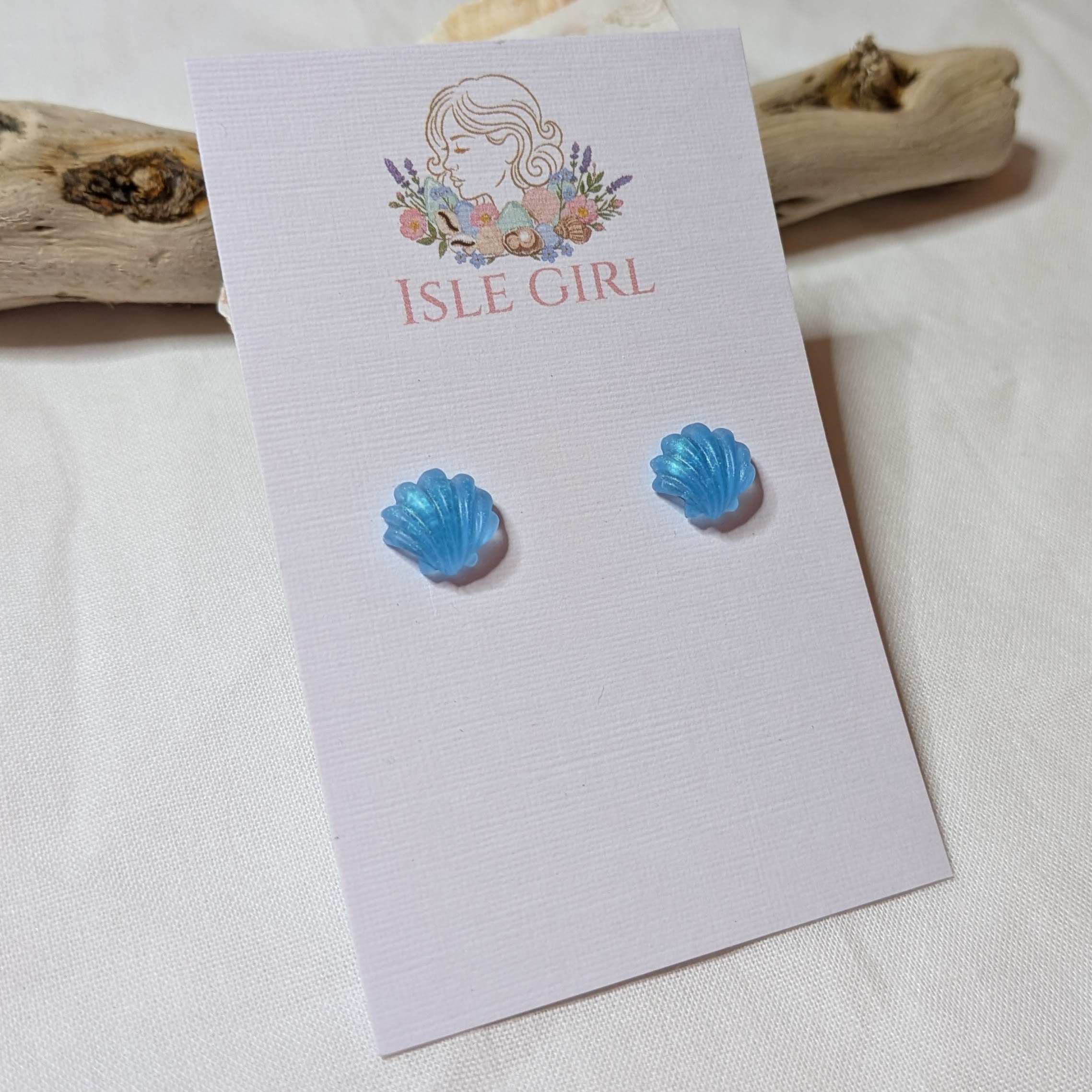Resin shell earring