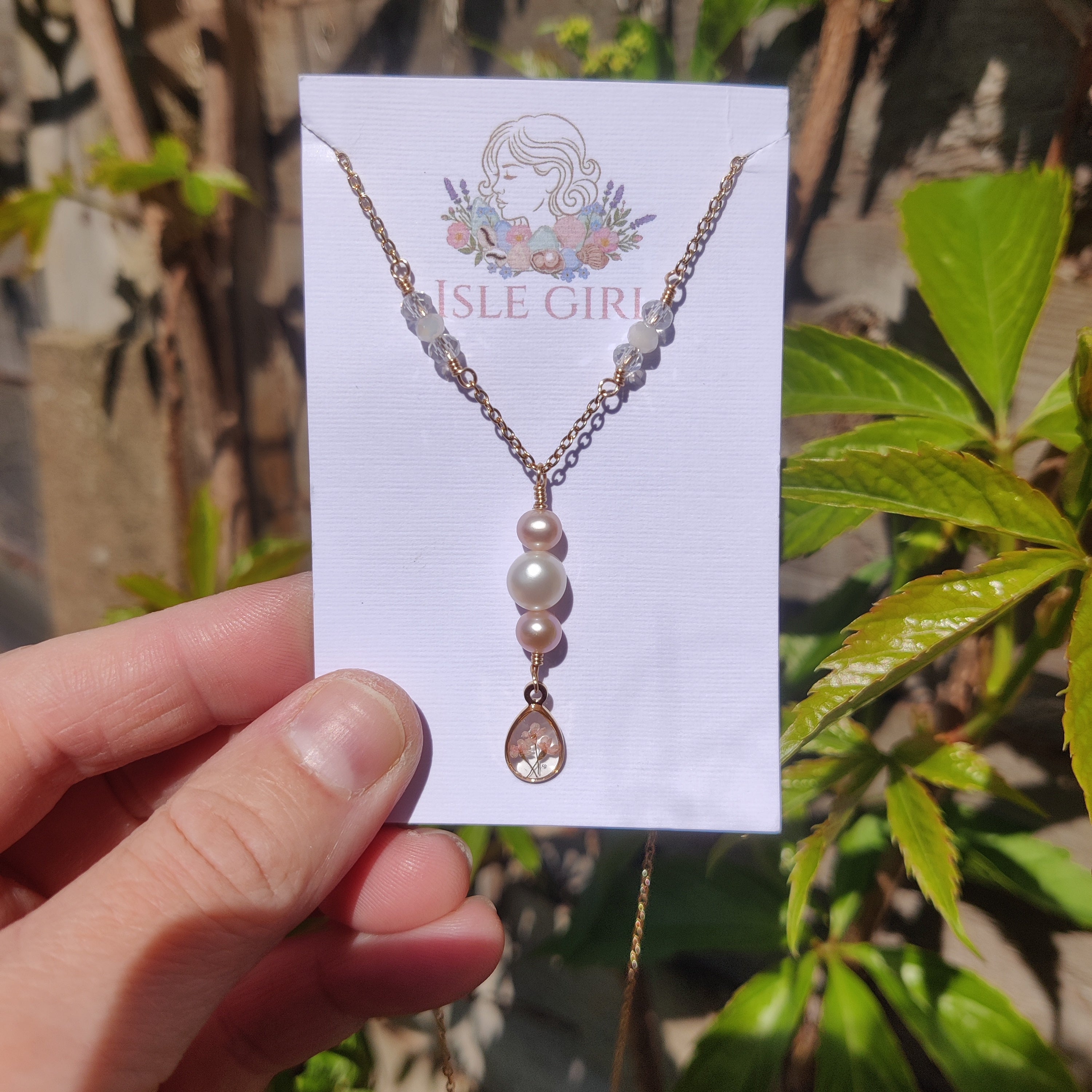 Pearly girl necklace