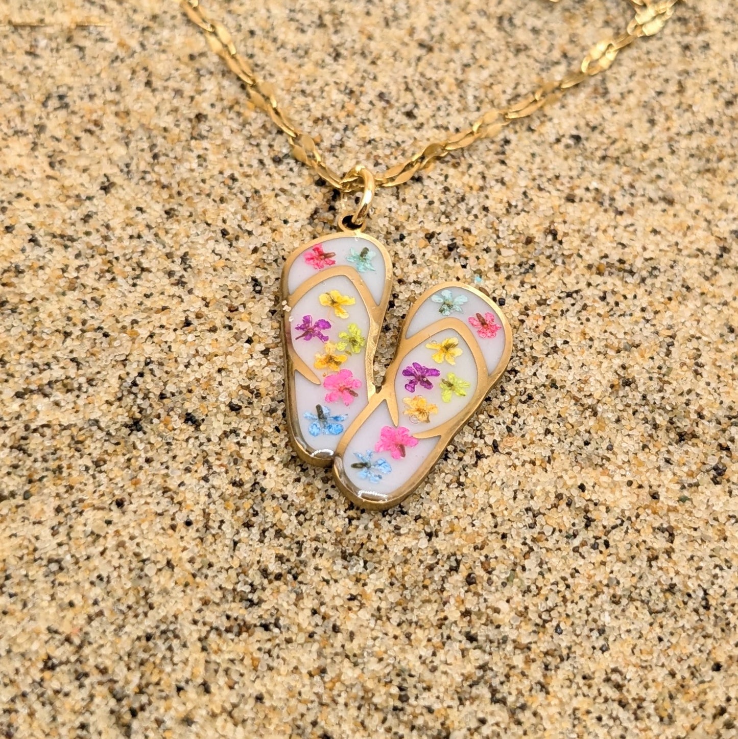 Flower power flip flops necklace
