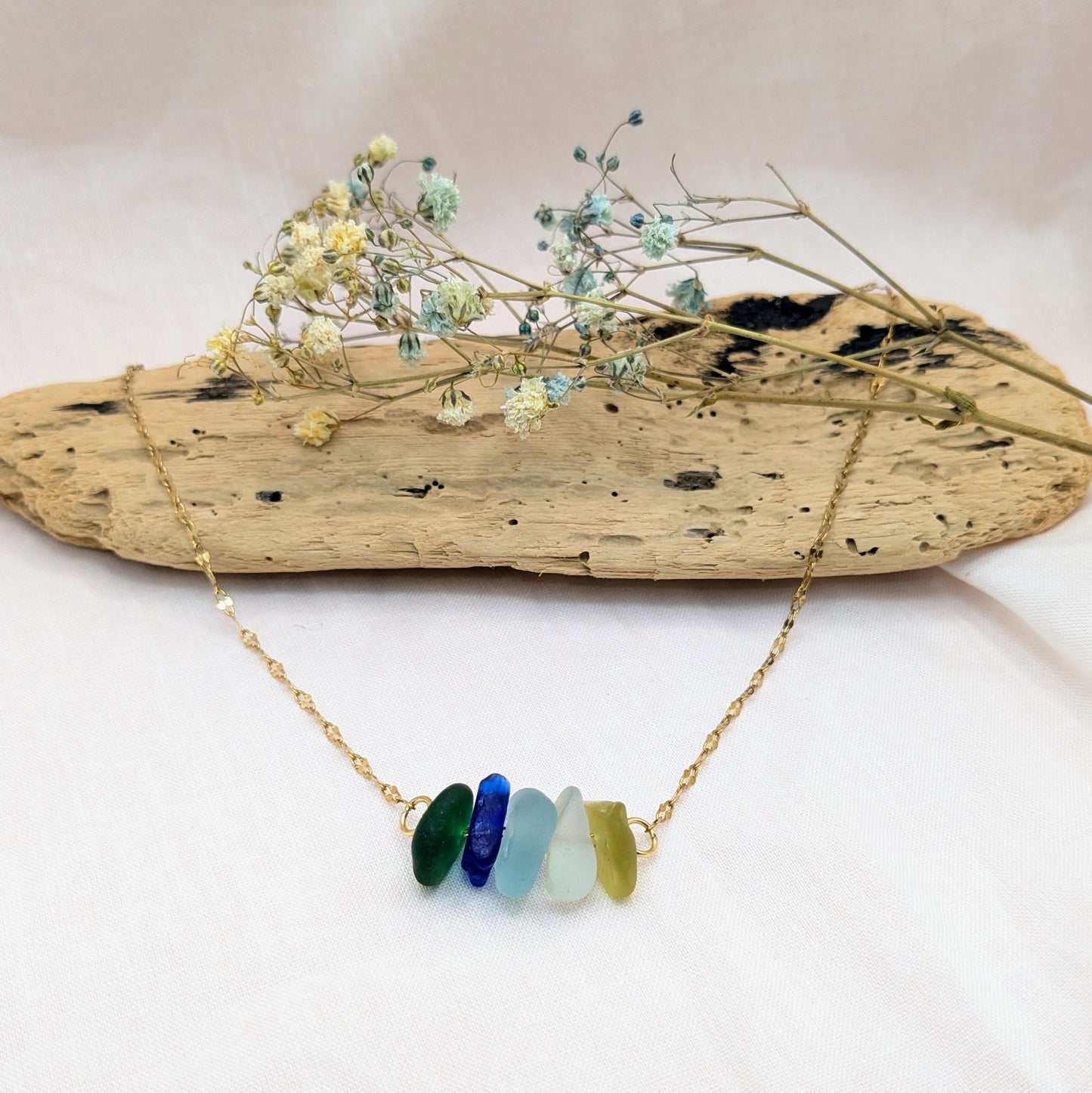 Multicoloured sideways stack necklace (gold)