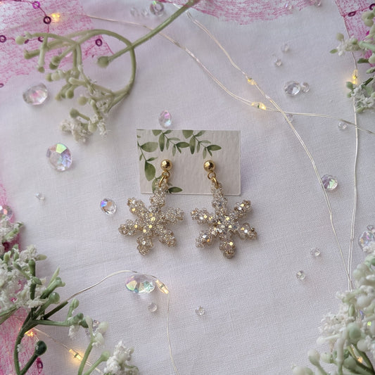 Golden snowflake earrings