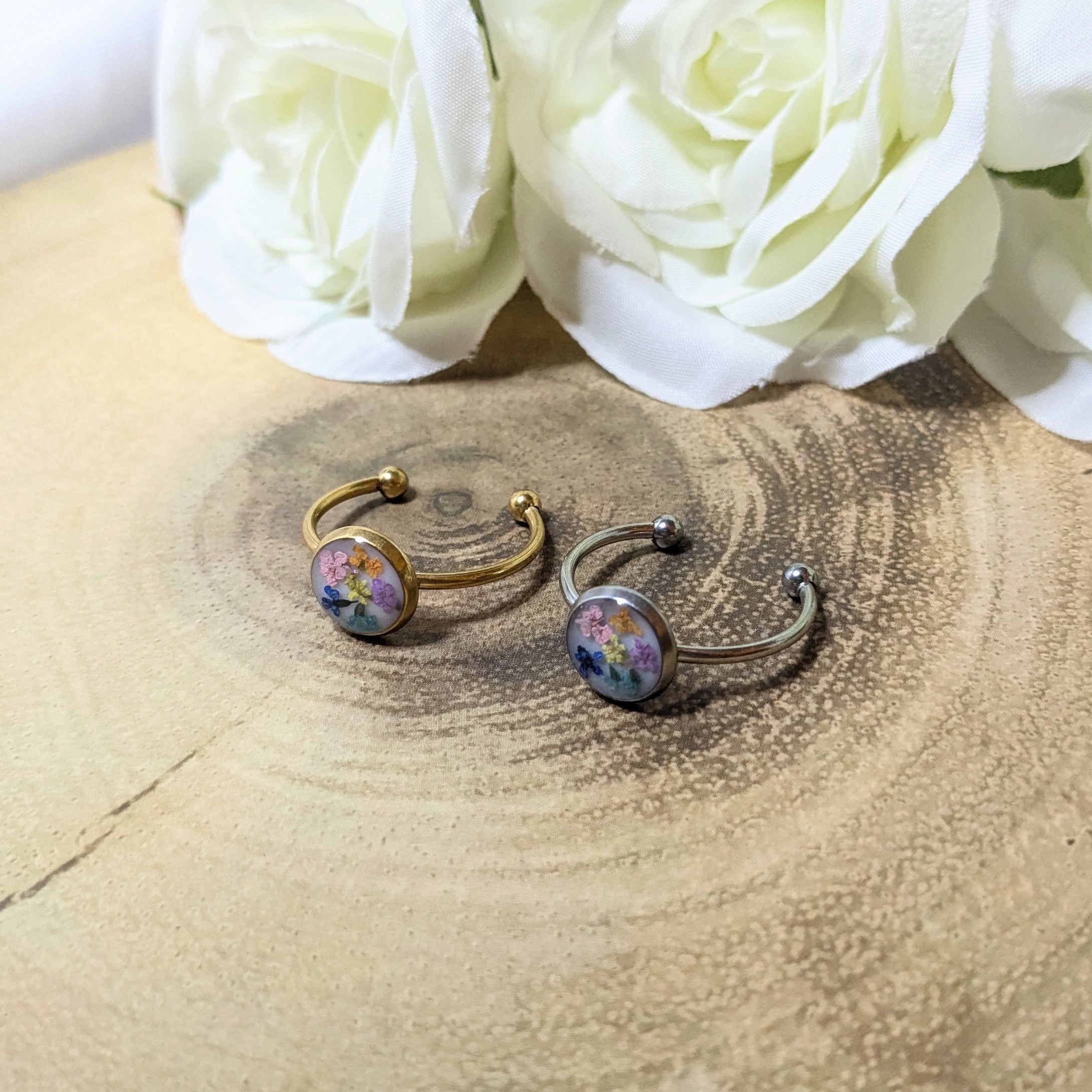 Flower confetti adjustable cuff ring