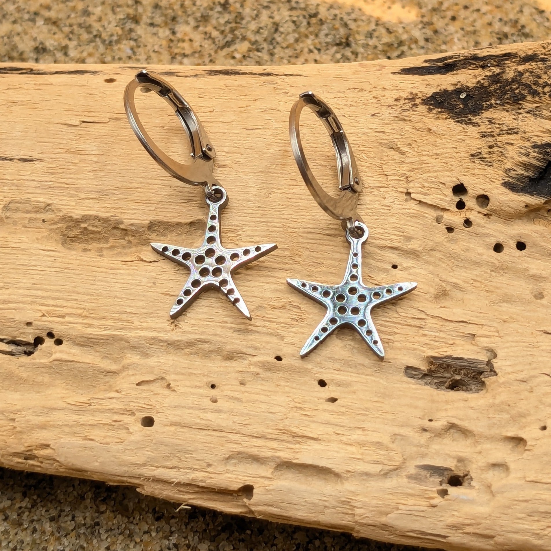 Starfish wishes huggies earrings (Silver)